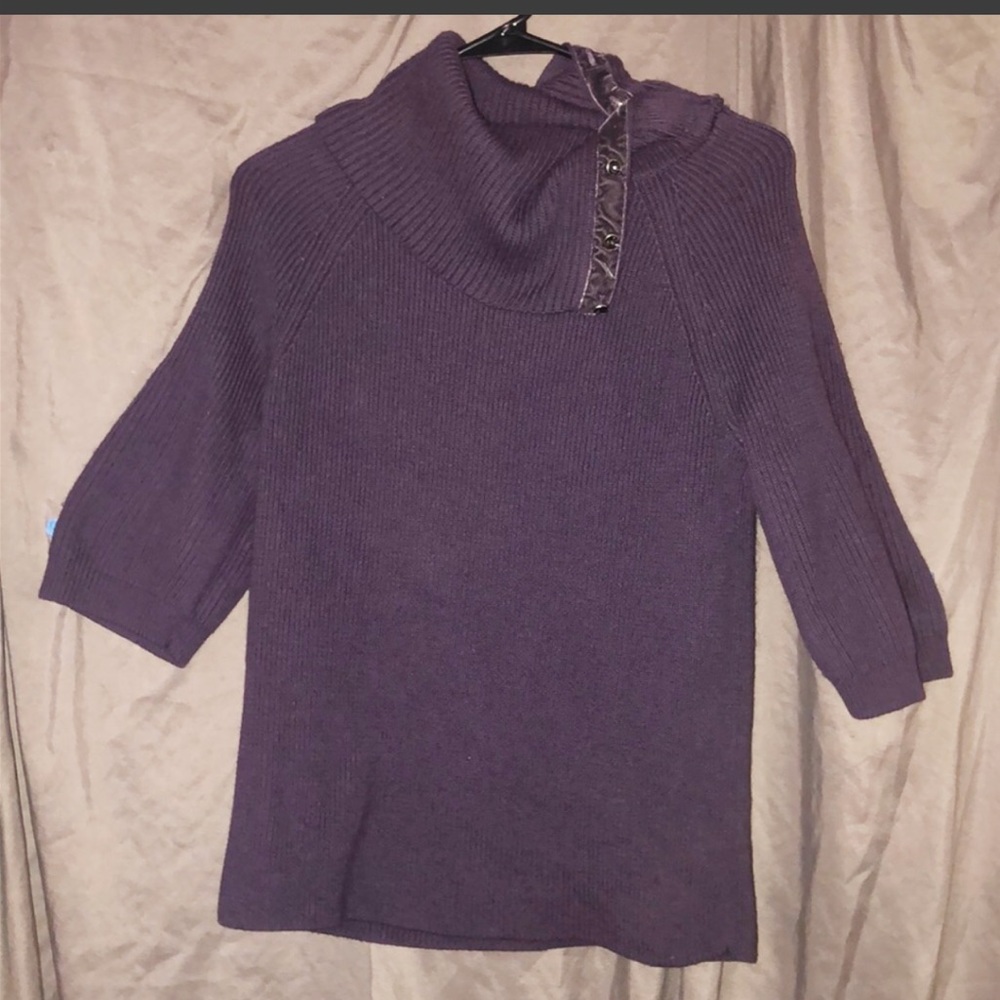 Plum sweater with quarter length sleeves